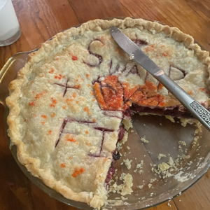 A pretty pie, but not too pretty to eat